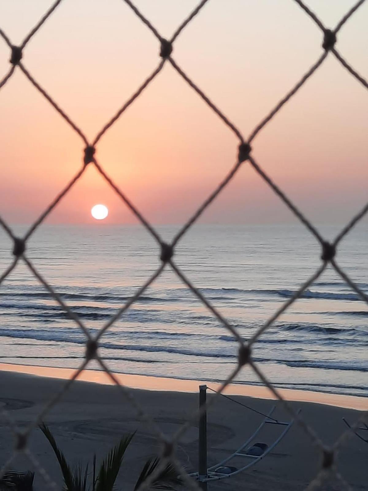 De Frente Pro Mar